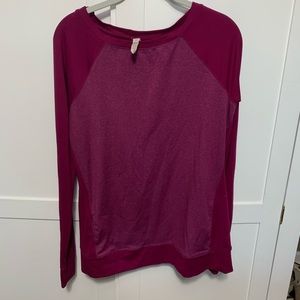 Under Armour light weight Crewneck